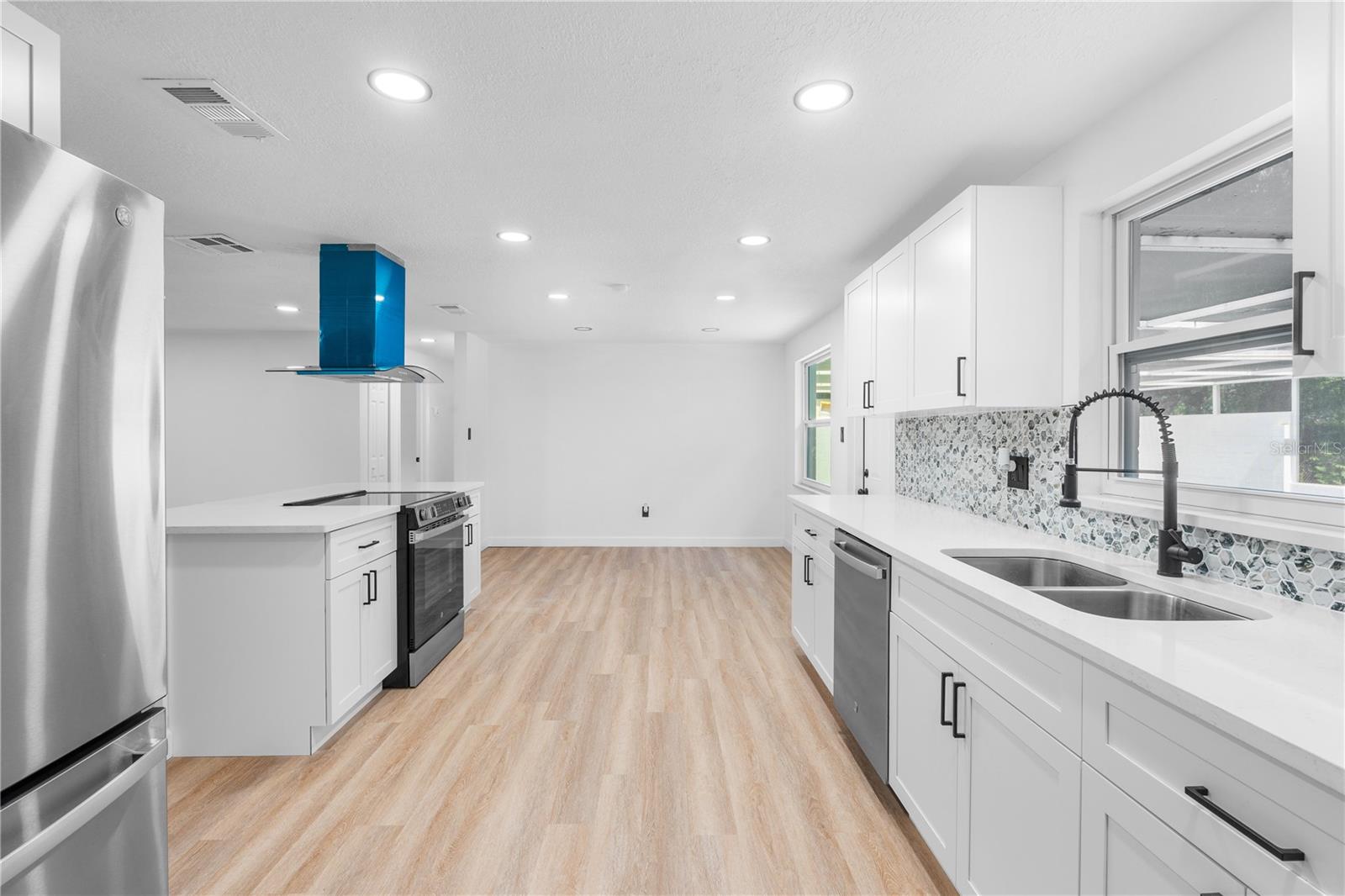 Image 11 of 25 For 2330 Pleasant Drive