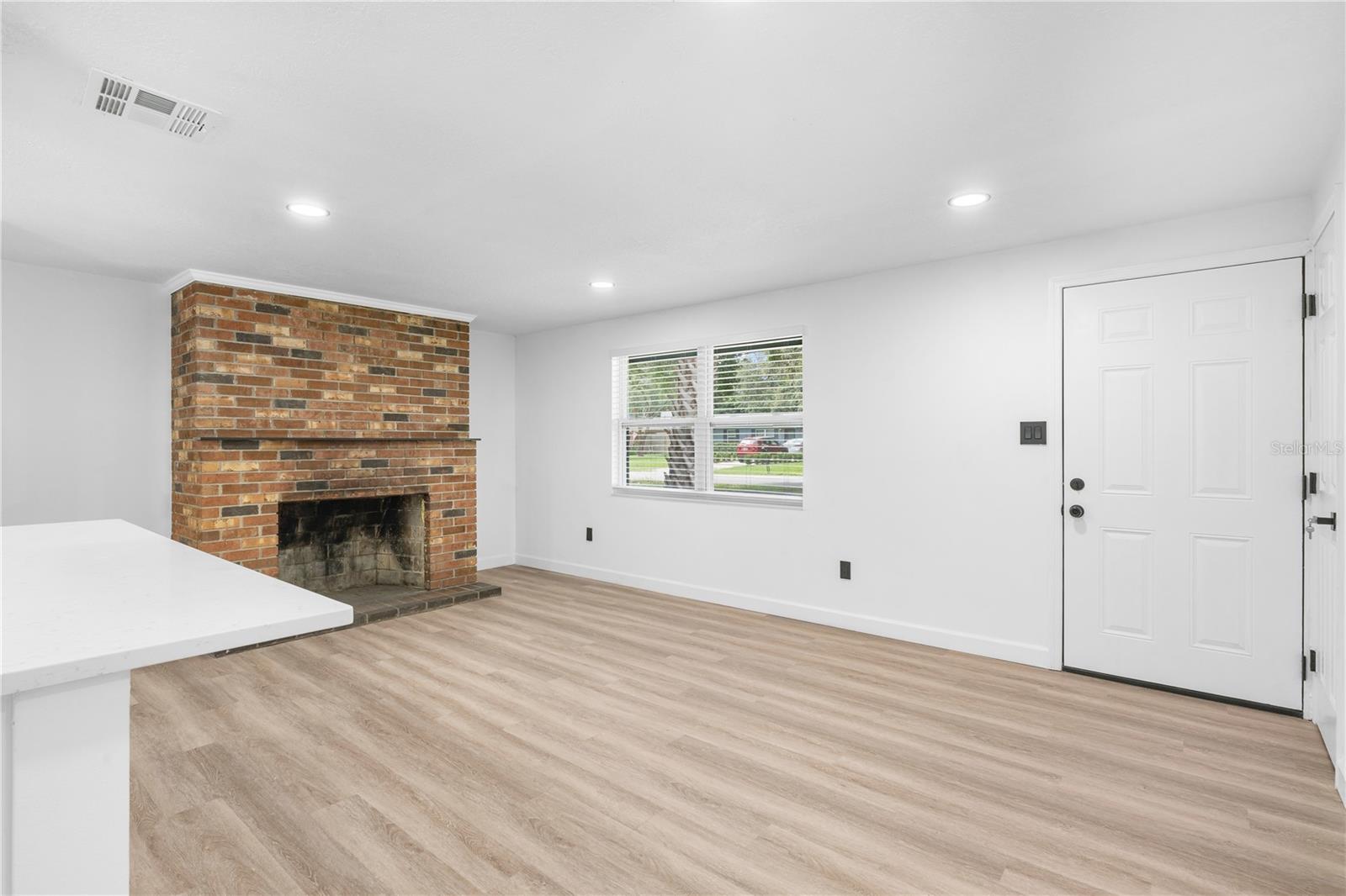 Image 6 of 25 For 2330 Pleasant Drive