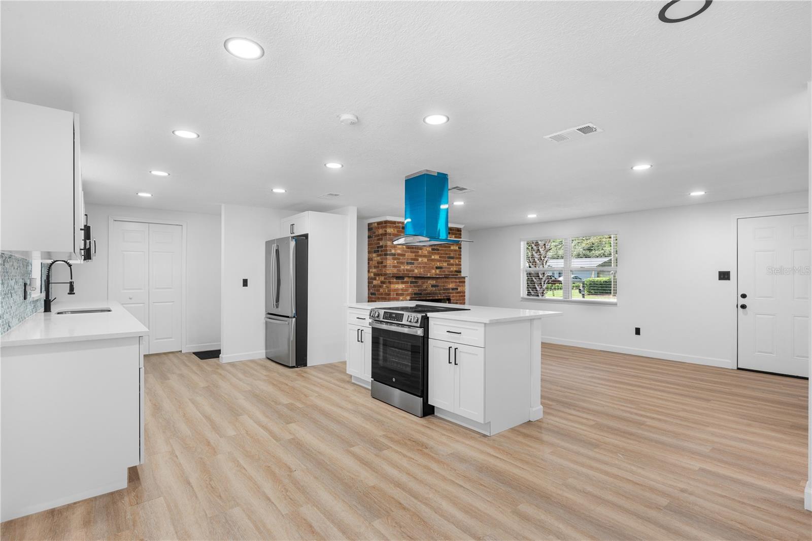 Image 8 of 25 For 2330 Pleasant Drive