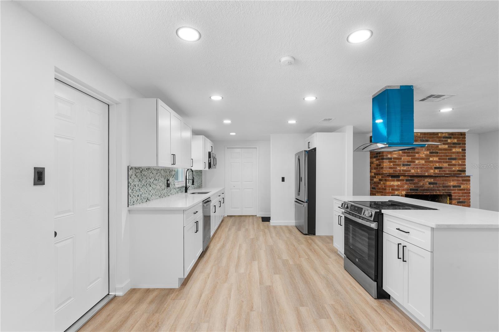 Image 9 of 25 For 2330 Pleasant Drive