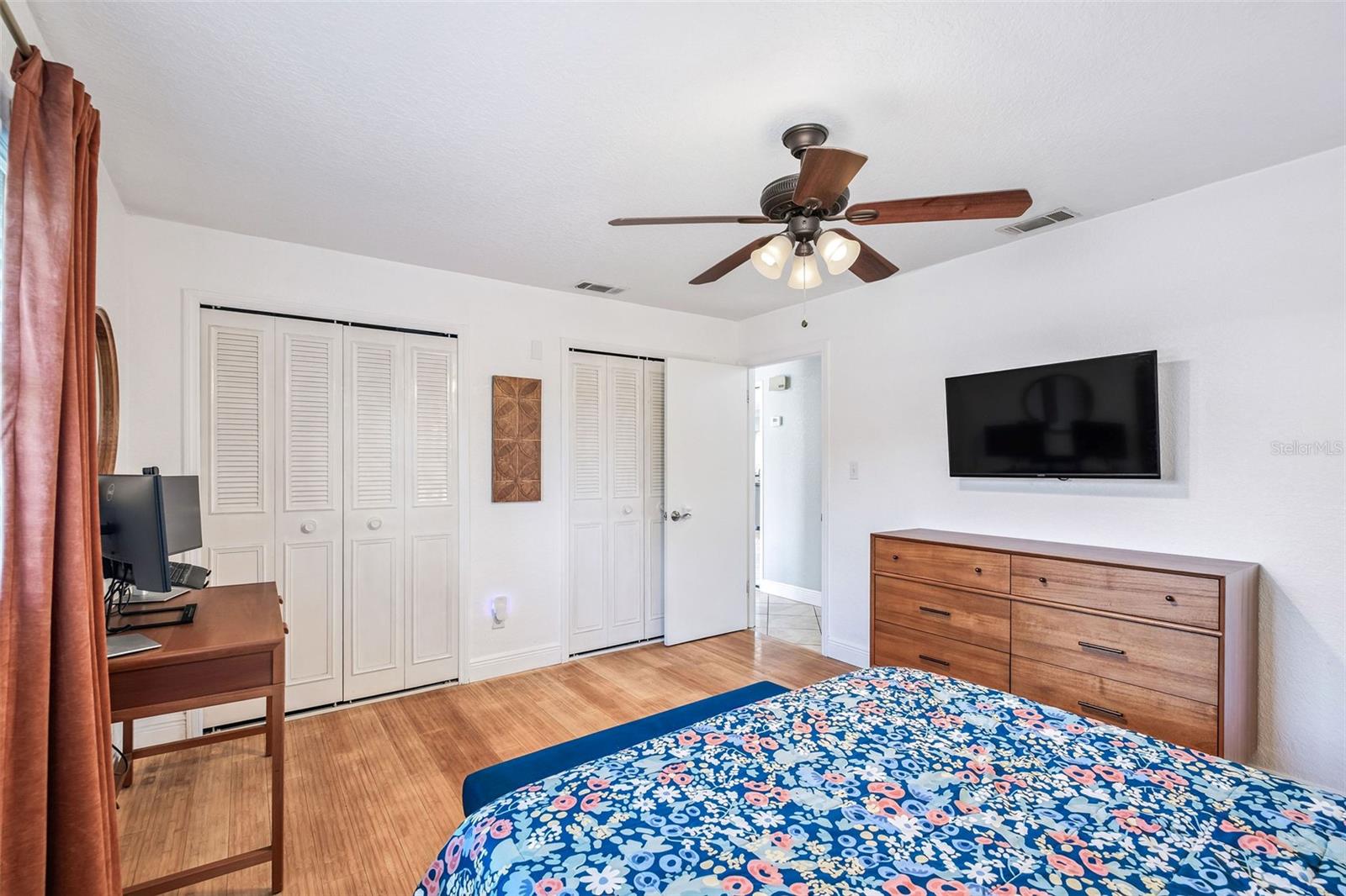 Image 12 of 25 For 8428 Auburn Circle