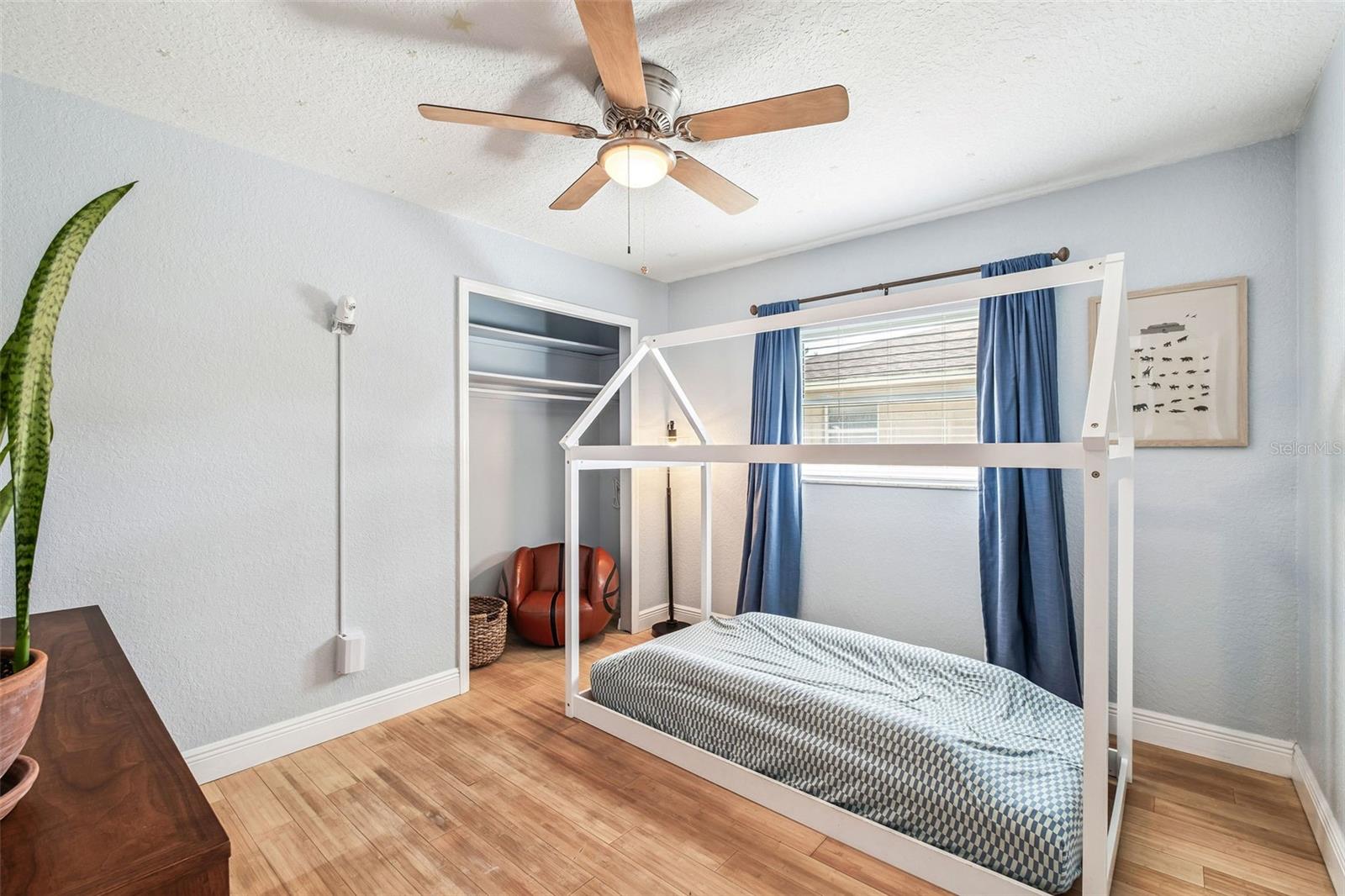 Image 15 of 25 For 8428 Auburn Circle