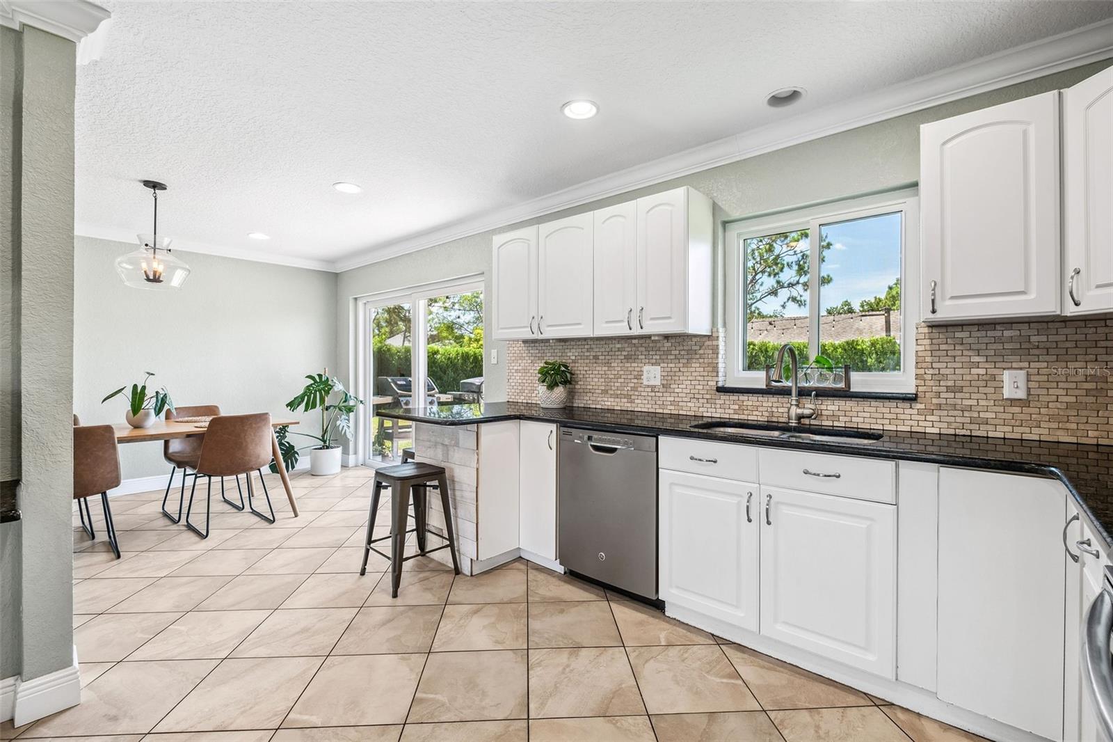 Image 24 of 25 For 8428 Auburn Circle