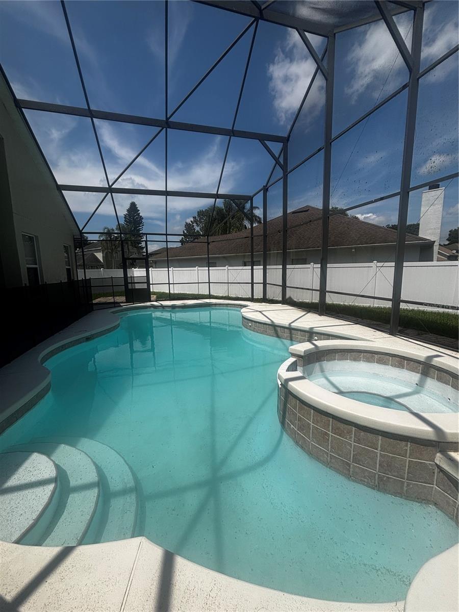 Image 32 of 33 For 12672 Lakebrook Drive