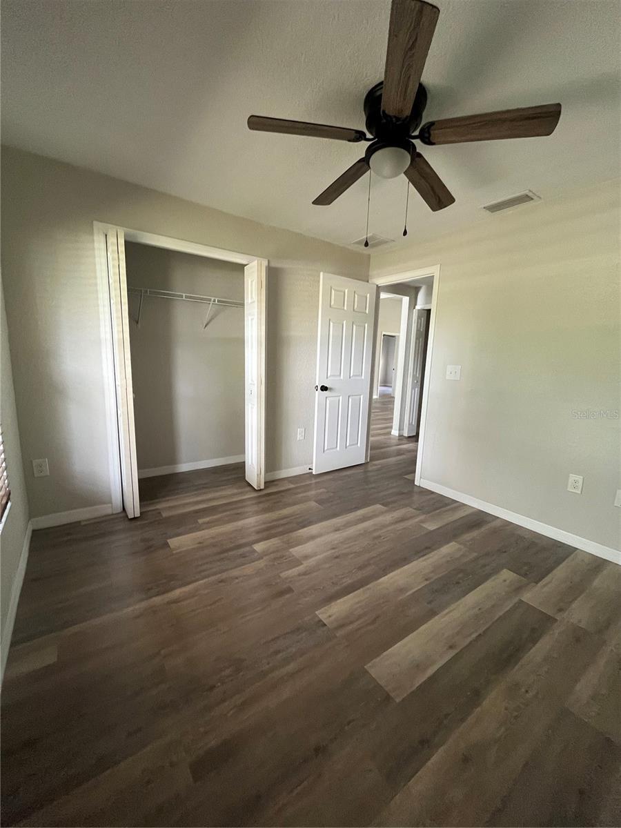 Image 17 of 20 For 125 2nd Street Se