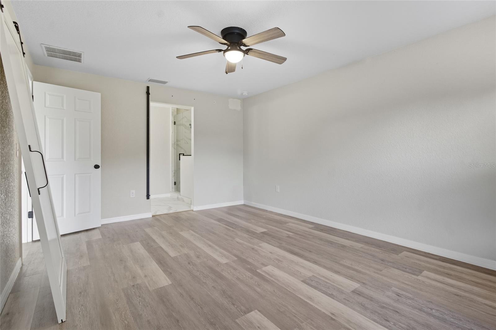 Image 25 of 42 For 125 2nd Street Se