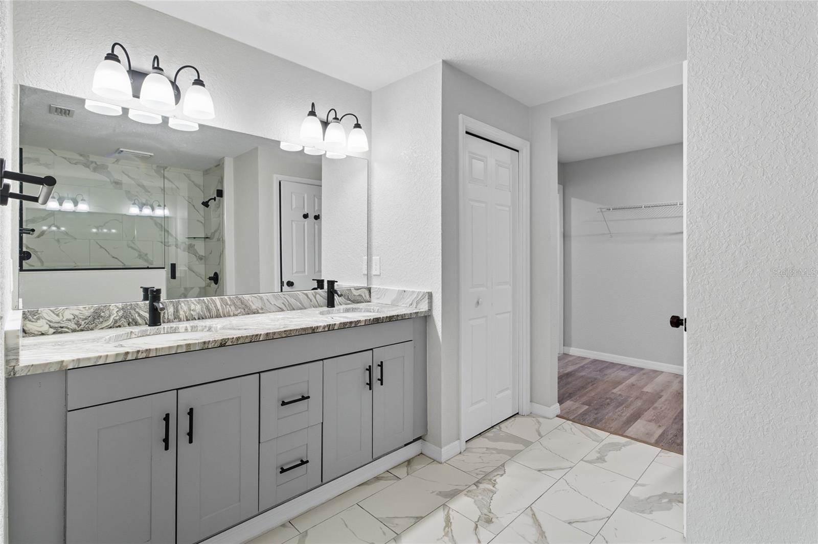 Image 26 of 42 For 125 2nd Street Se