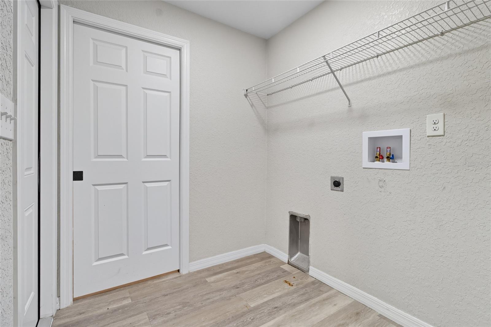 Image 30 of 42 For 125 2nd Street Se