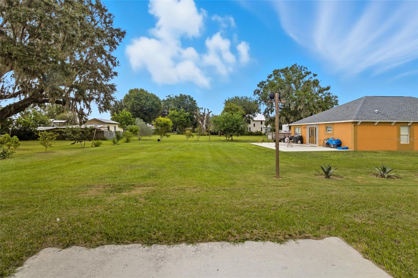 Image 35 of 42 For 125 2nd Street Se