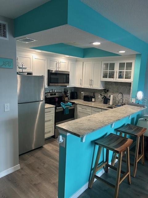 Image 6 of 15 For 680 71st Avenue 9