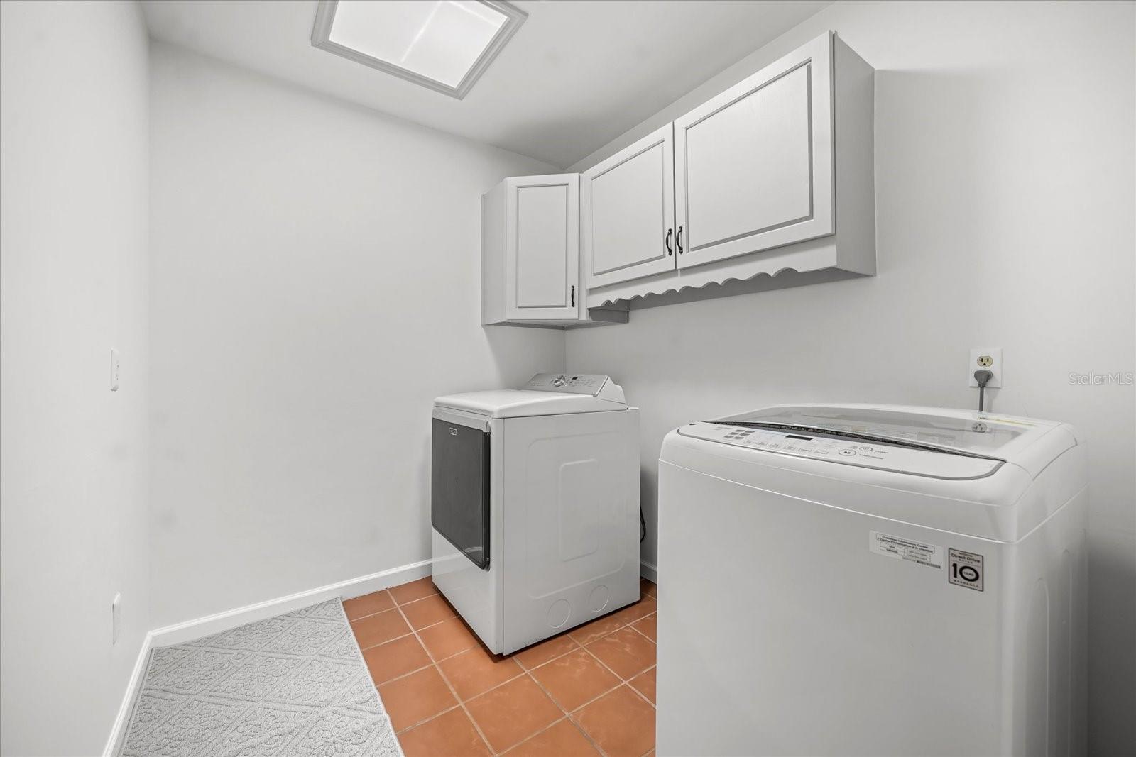 Image 40 of 63 For 205 Sweetwater Cove Boulevard
