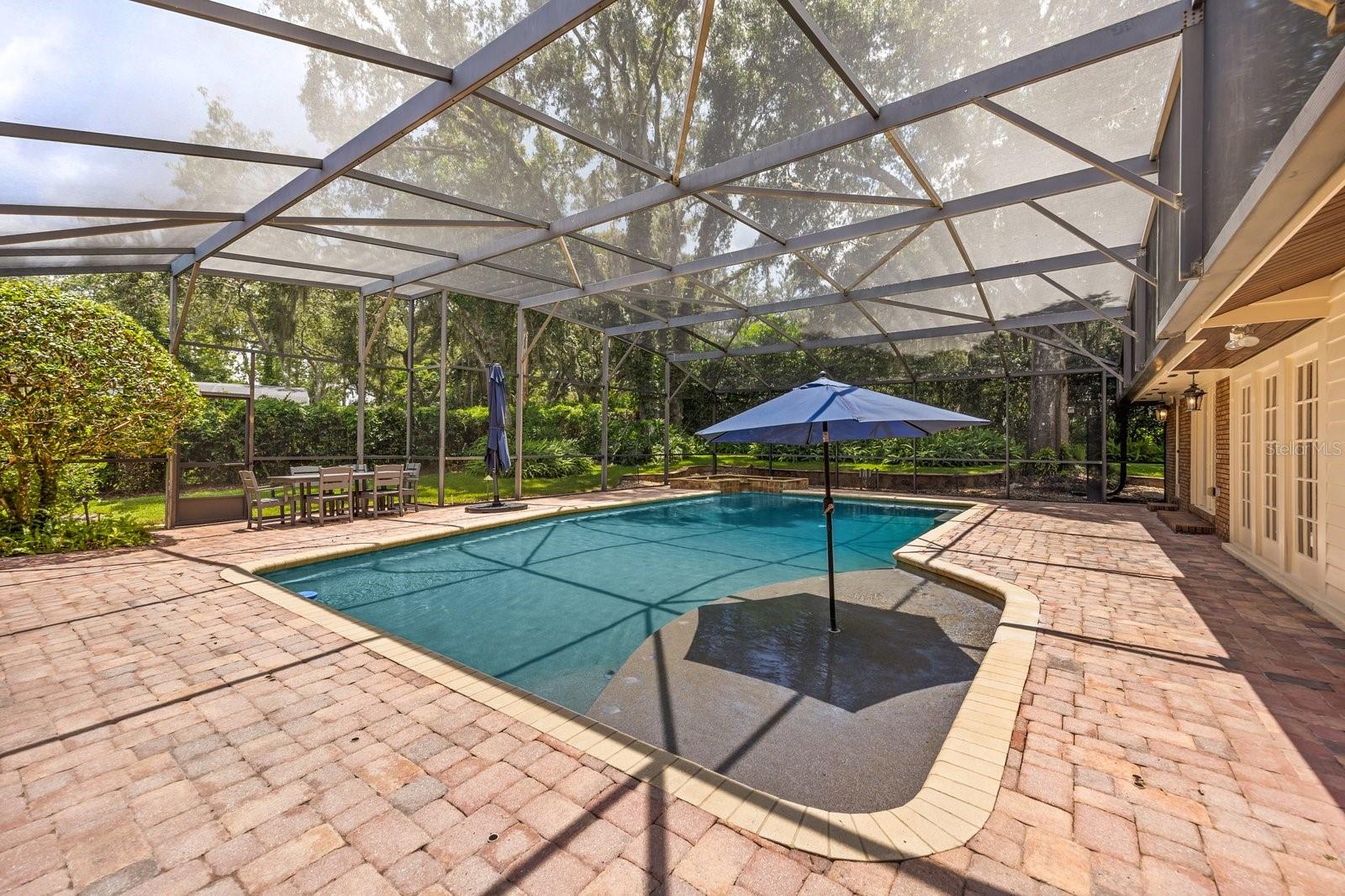 Image 45 of 63 For 205 Sweetwater Cove Boulevard