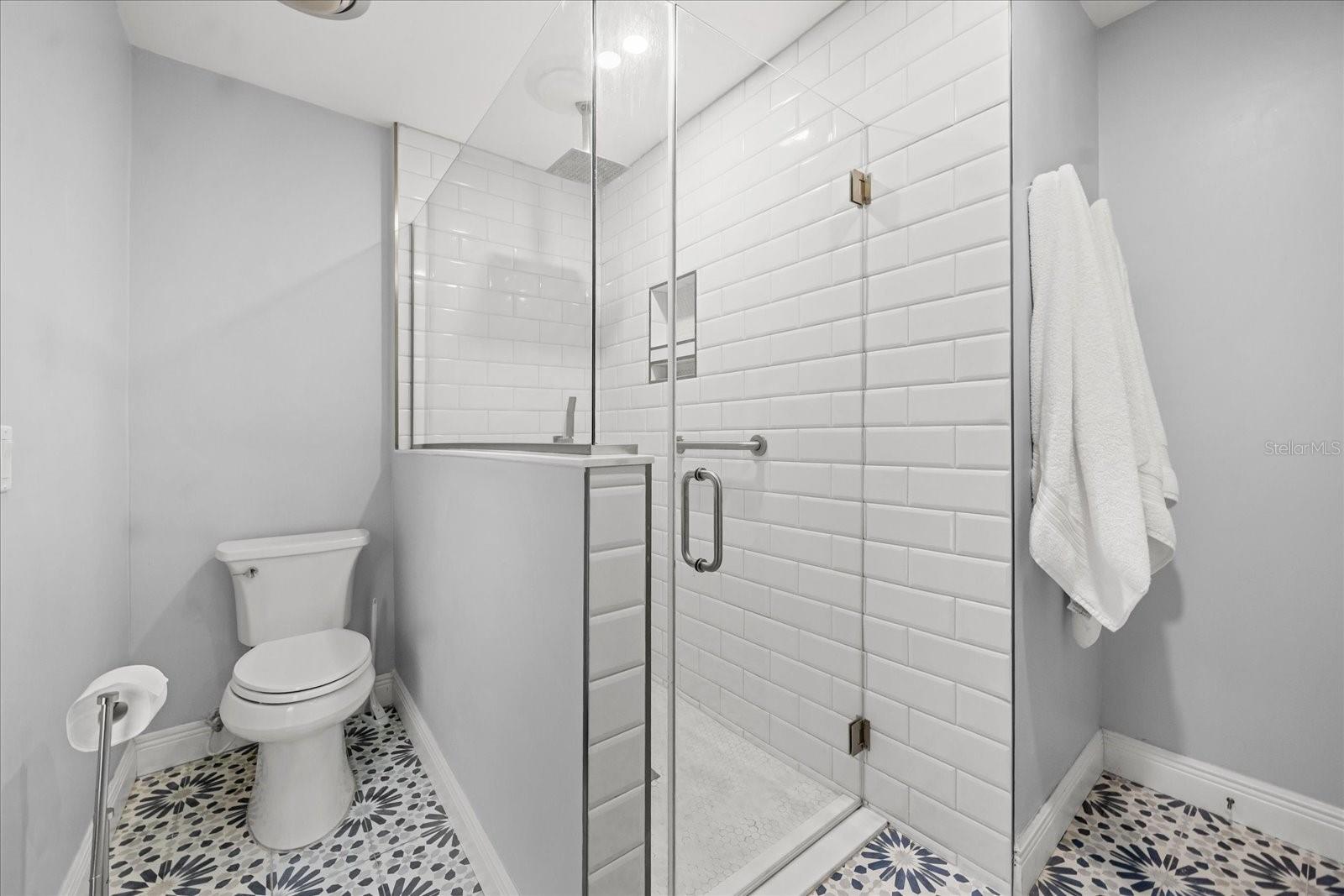 Image 53 of 63 For 205 Sweetwater Cove Boulevard