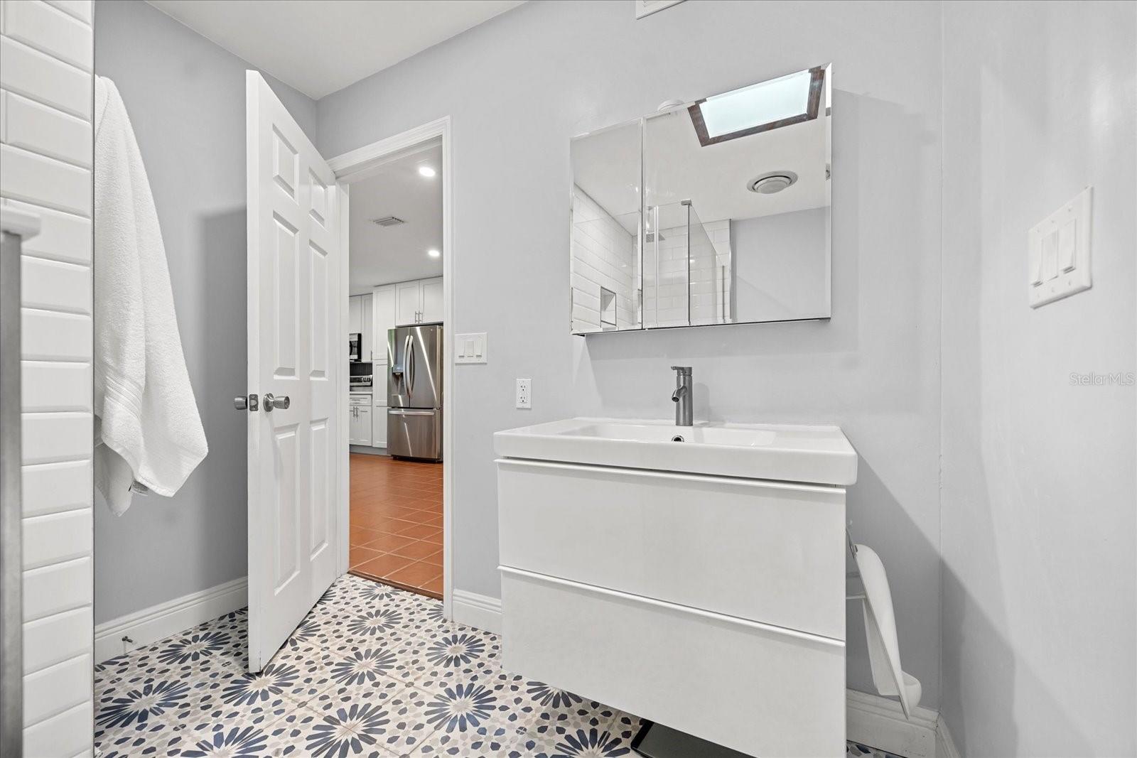 Image 54 of 63 For 205 Sweetwater Cove Boulevard