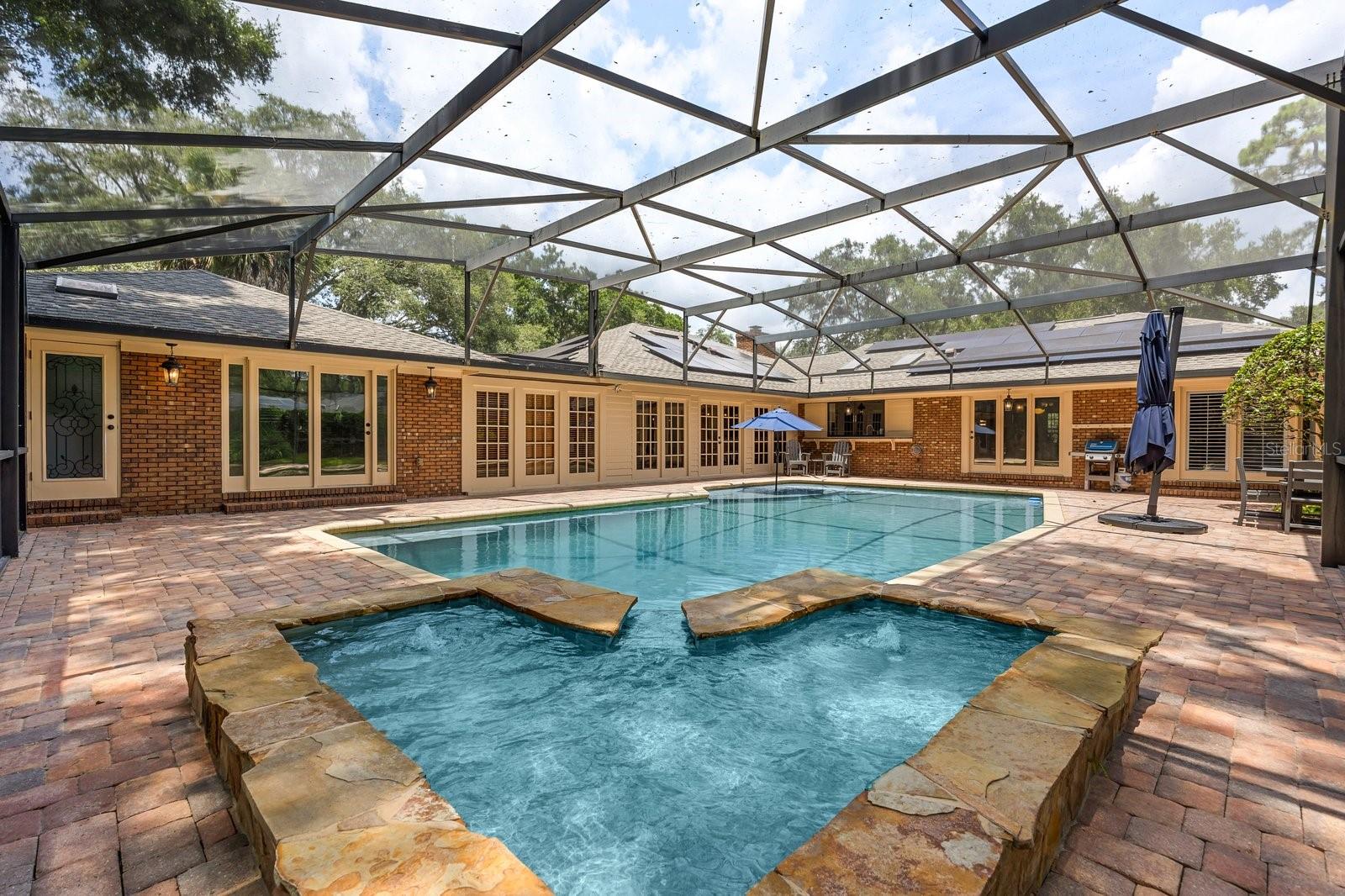 Image 7 of 63 For 205 Sweetwater Cove Boulevard