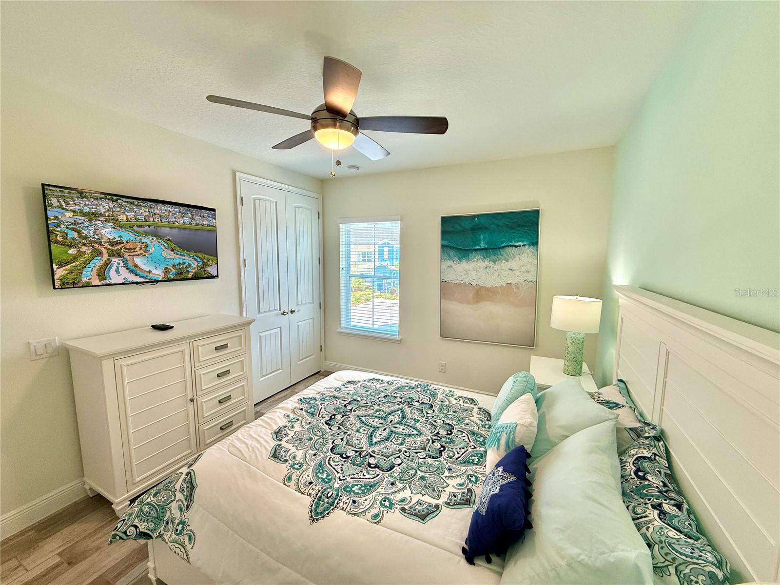 Image 18 of 76 For 2906 Castaway Lane