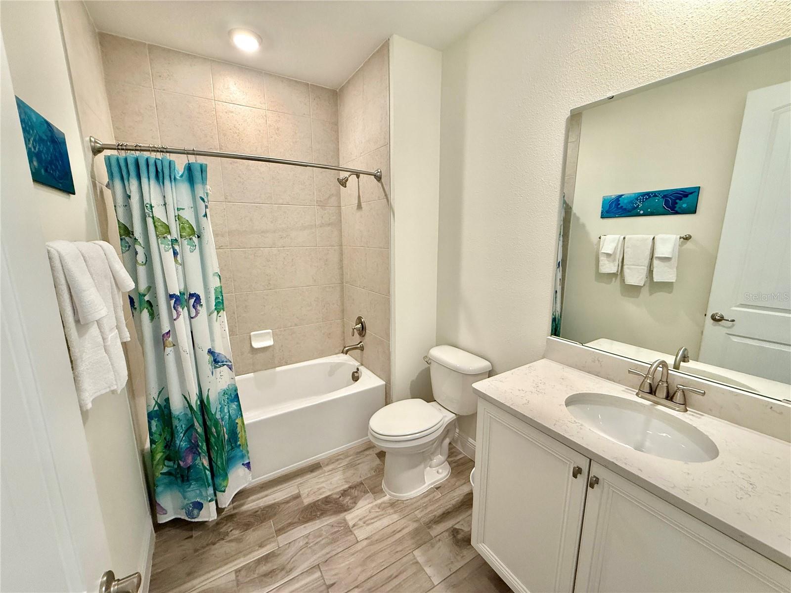 Image 20 of 76 For 2906 Castaway Lane