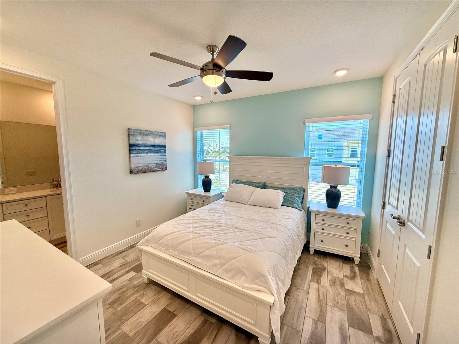 Image 21 of 76 For 2906 Castaway Lane