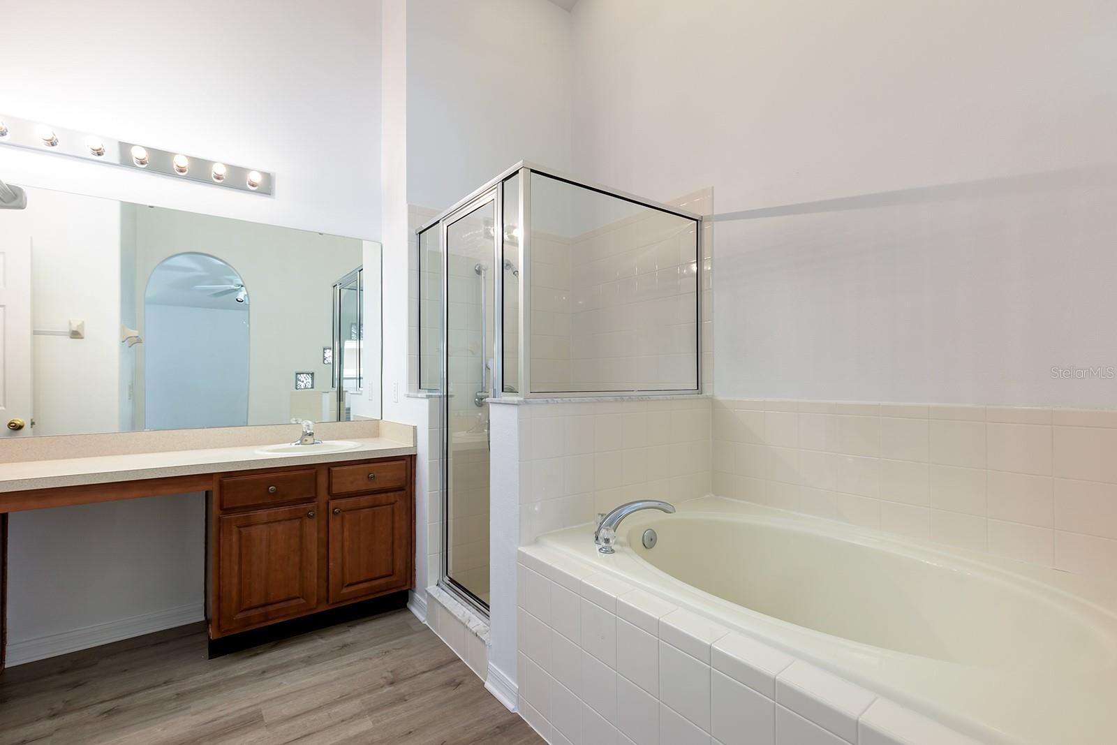 Image 14 of 21 For 3035 Morton Way