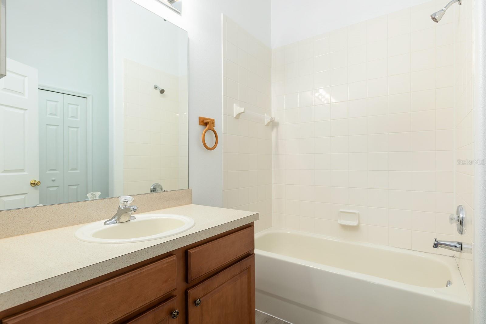 Image 18 of 21 For 3035 Morton Way