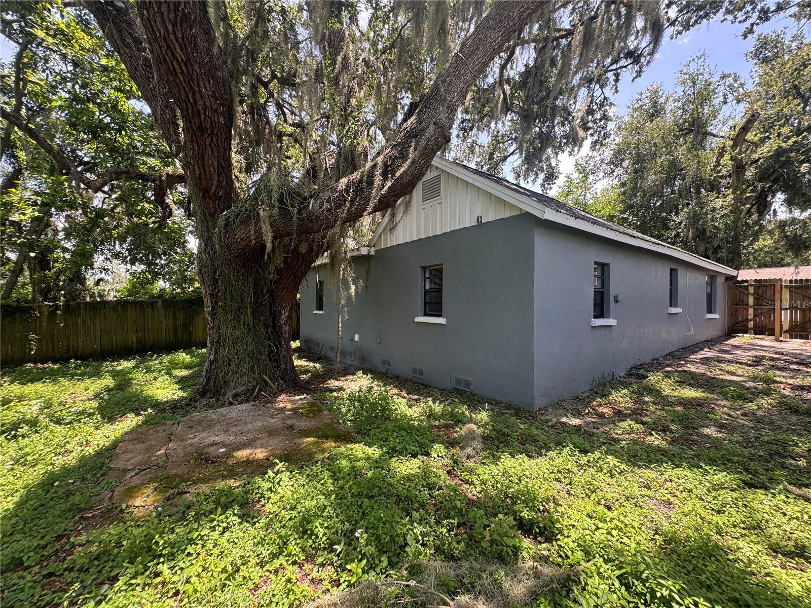 Image 10 of 29 For 1814 Diana Street