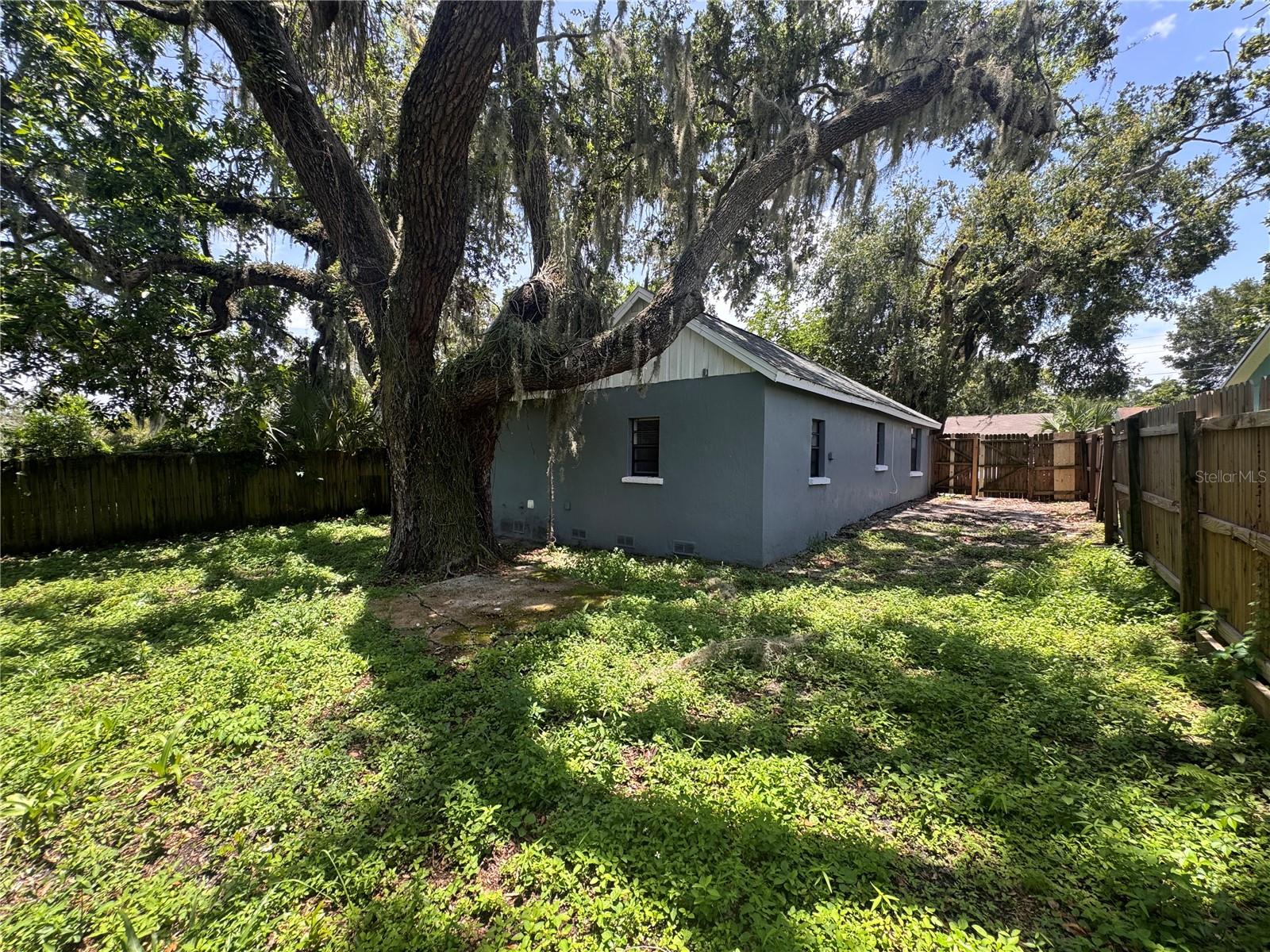 Image 8 of 29 For 1814 Diana Street
