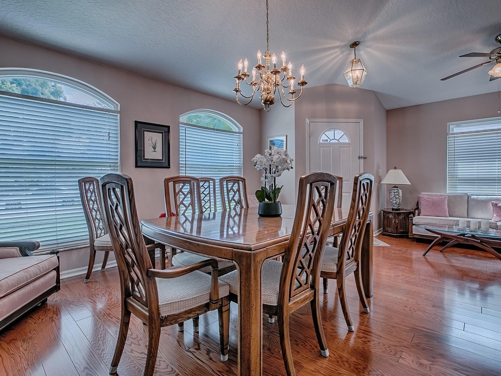 Image 11 of 54 For 2132 Tortoise Shell Drive