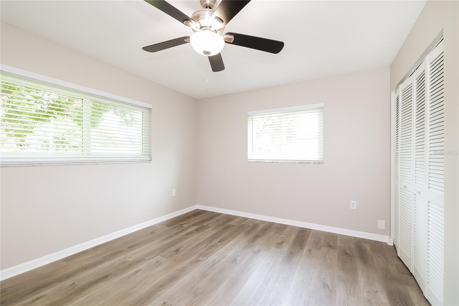 Image 10 of 16 For 250 23rd Street Sw