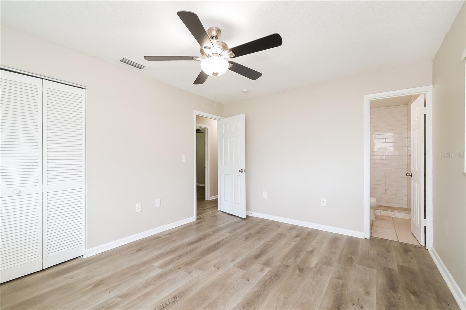 Image 9 of 16 For 250 23rd Street Sw