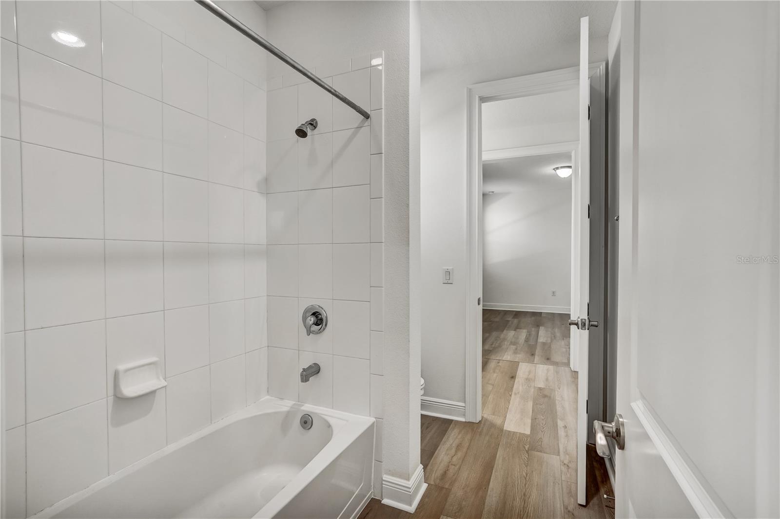 Image 34 of 47 For 8545 Morehouse Drive