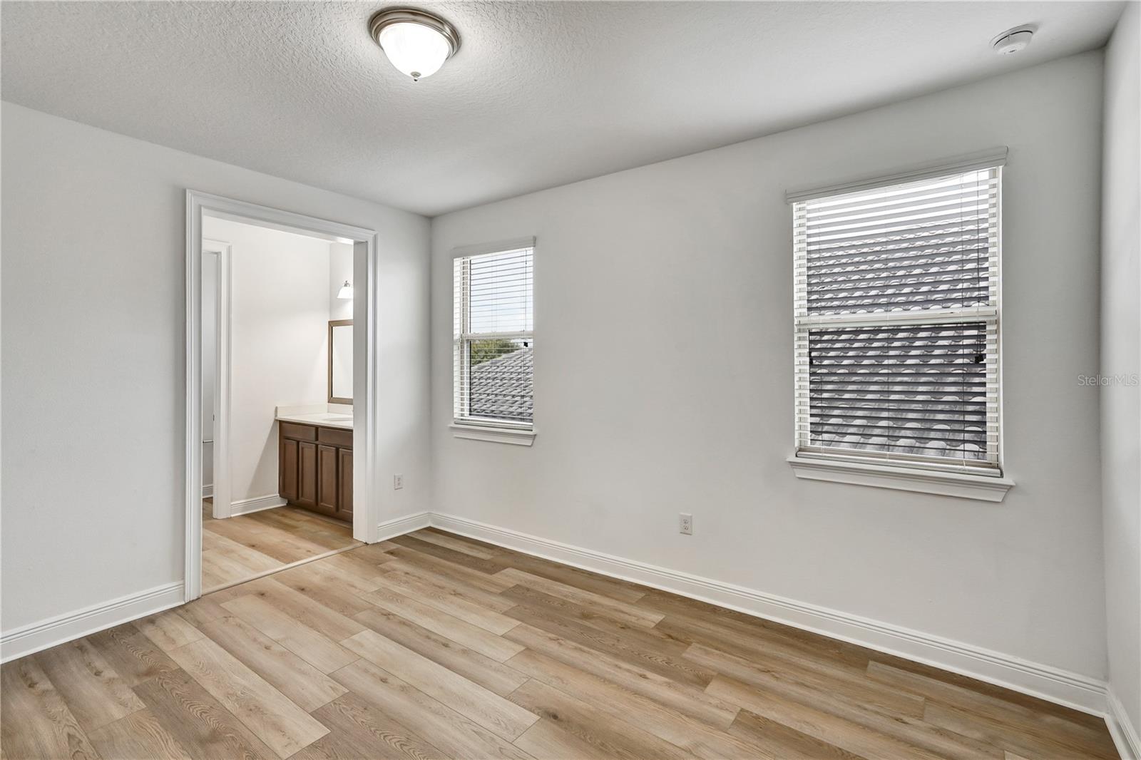 Image 36 of 47 For 8545 Morehouse Drive