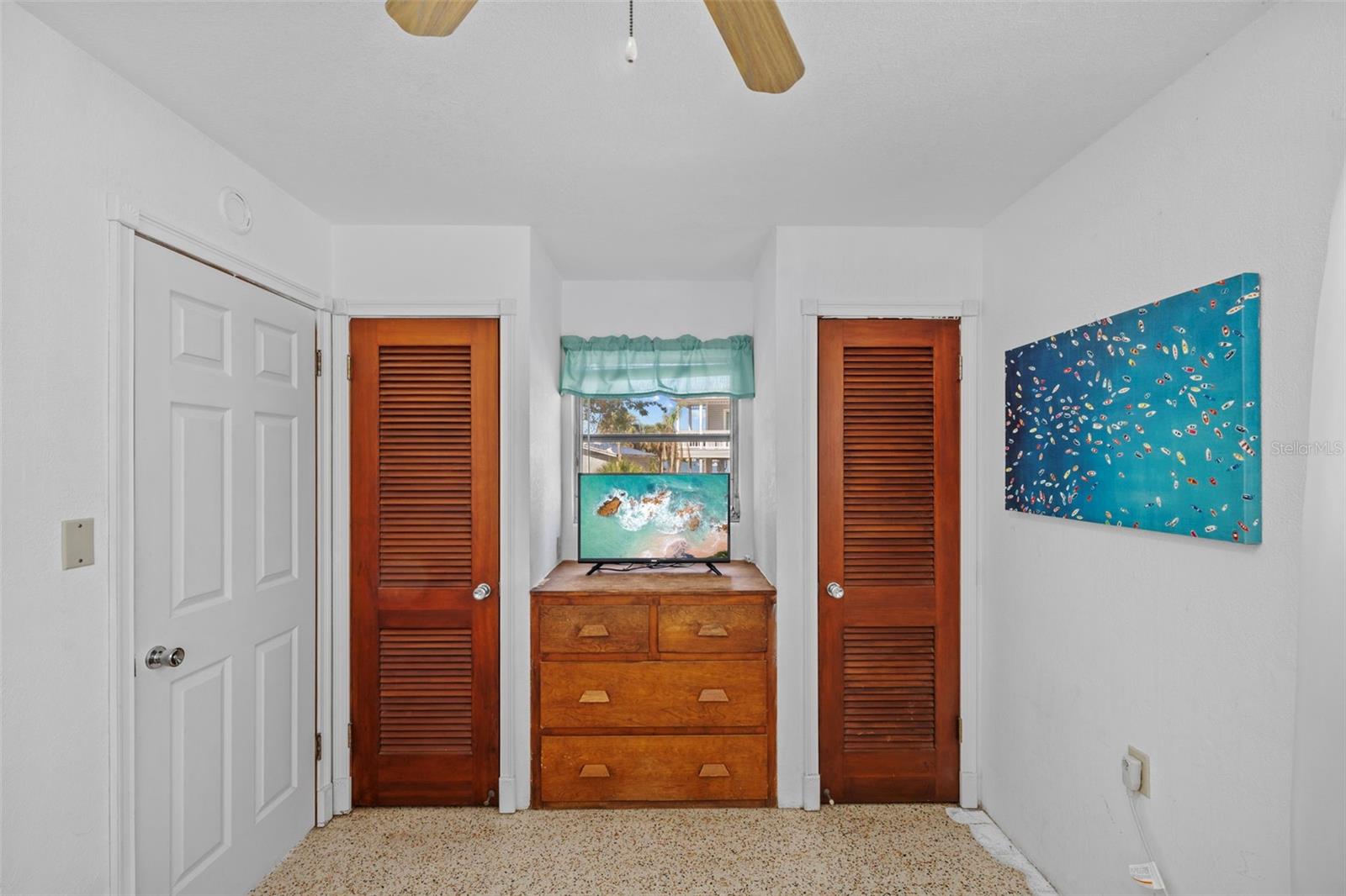 Image 13 of 92 For 784 Mccall Road