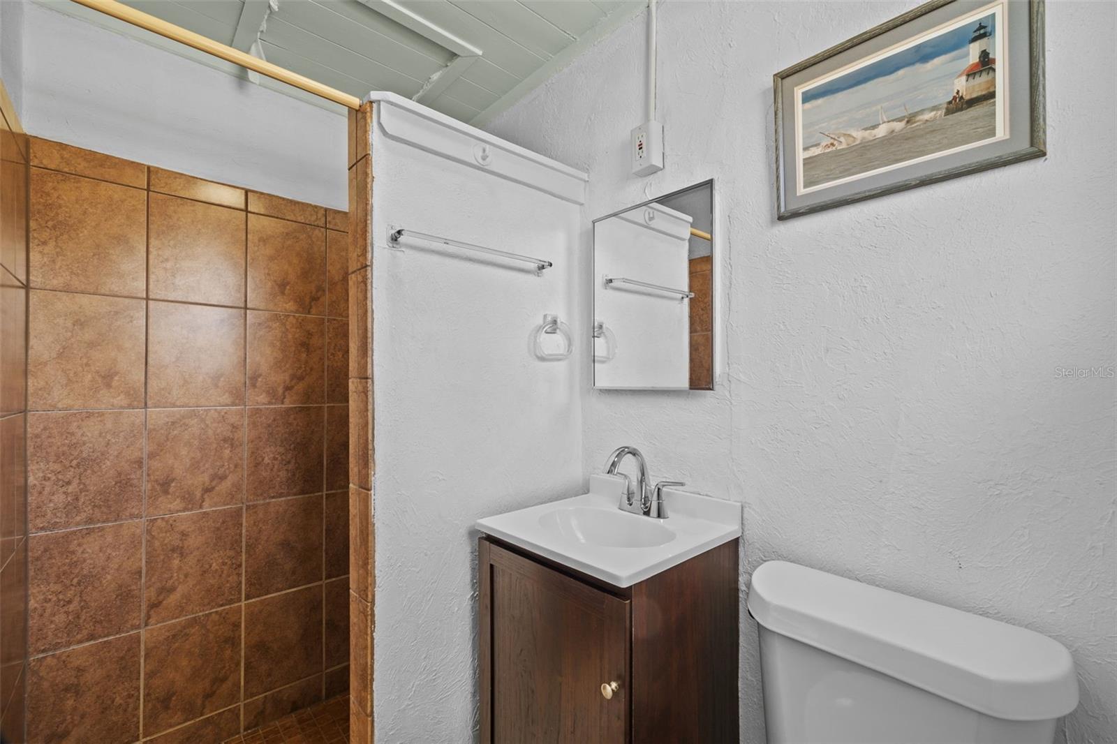 Image 65 of 92 For 784 Mccall Road