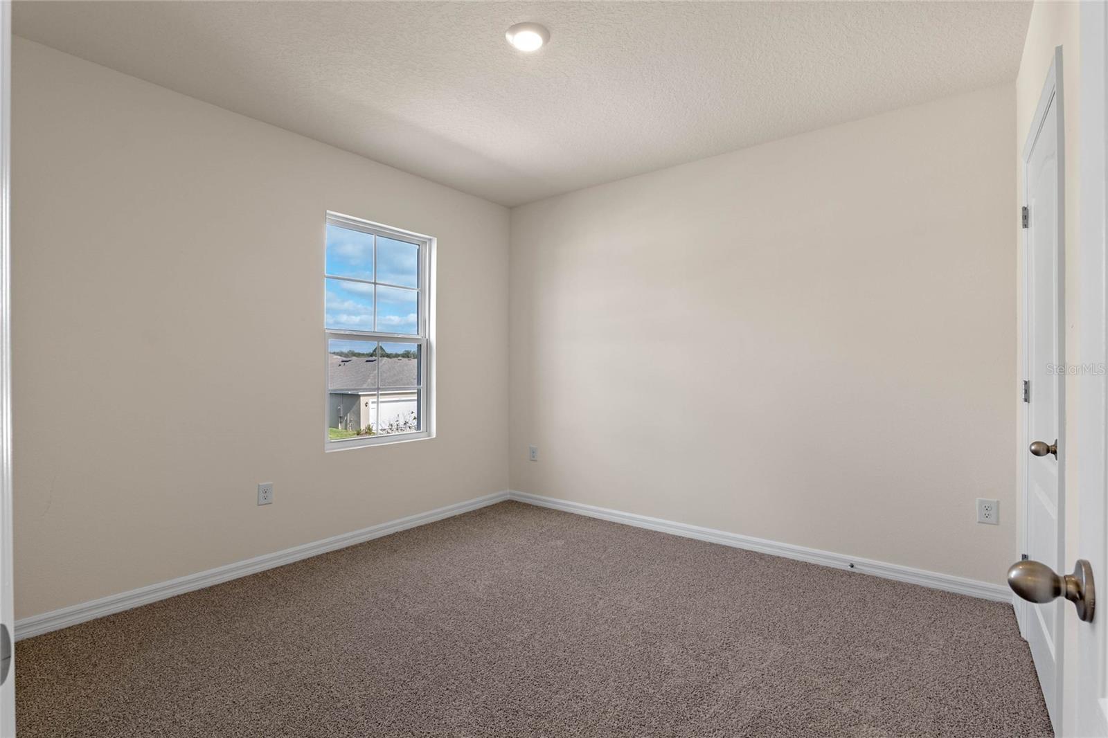 Image 29 of 40 For 5473 Hayloft Drive