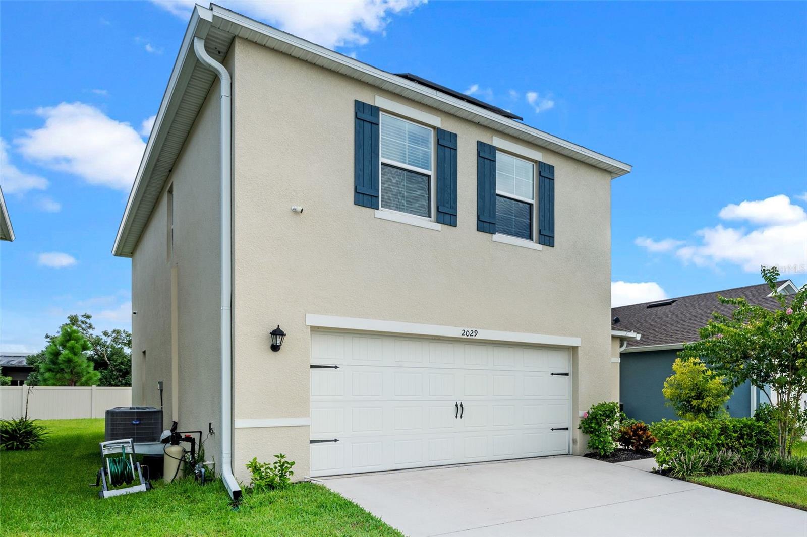 Image 3 of 36 For 2029 Twin Flower Ln