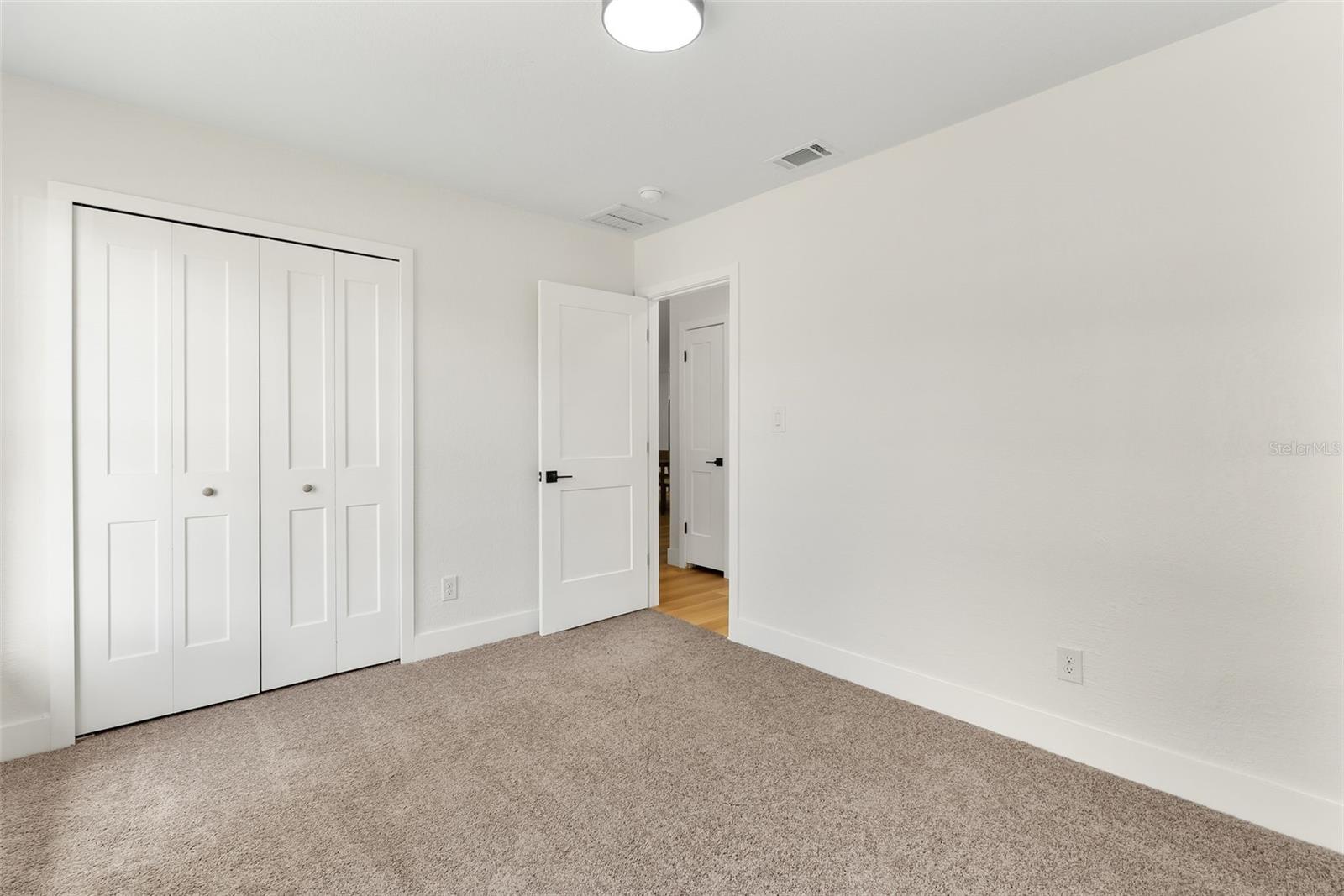 Image 18 of 29 For 10225 Brownwood Avenue