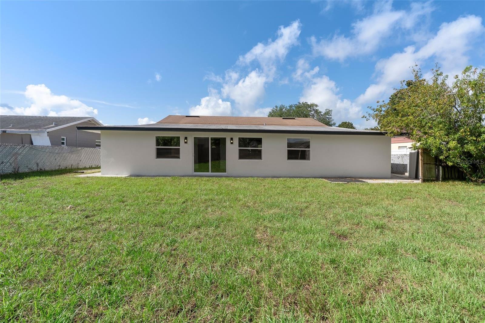 Image 28 of 29 For 10225 Brownwood Avenue