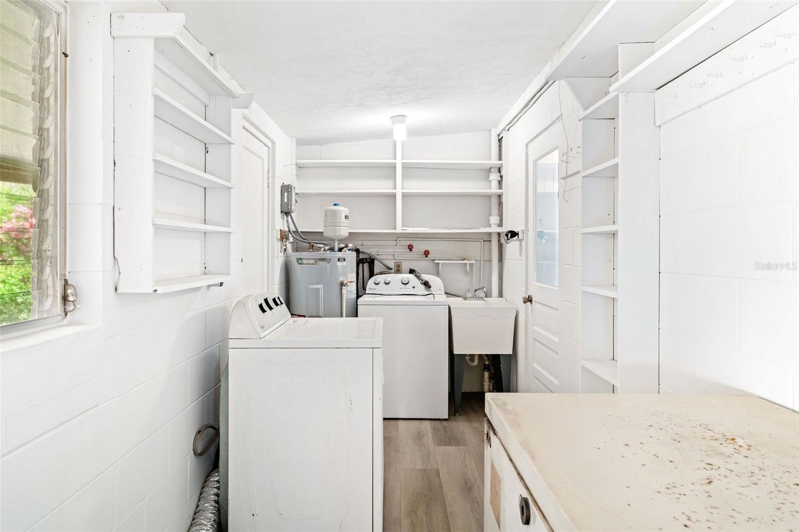Image 18 of 26 For 810 Margaret Street