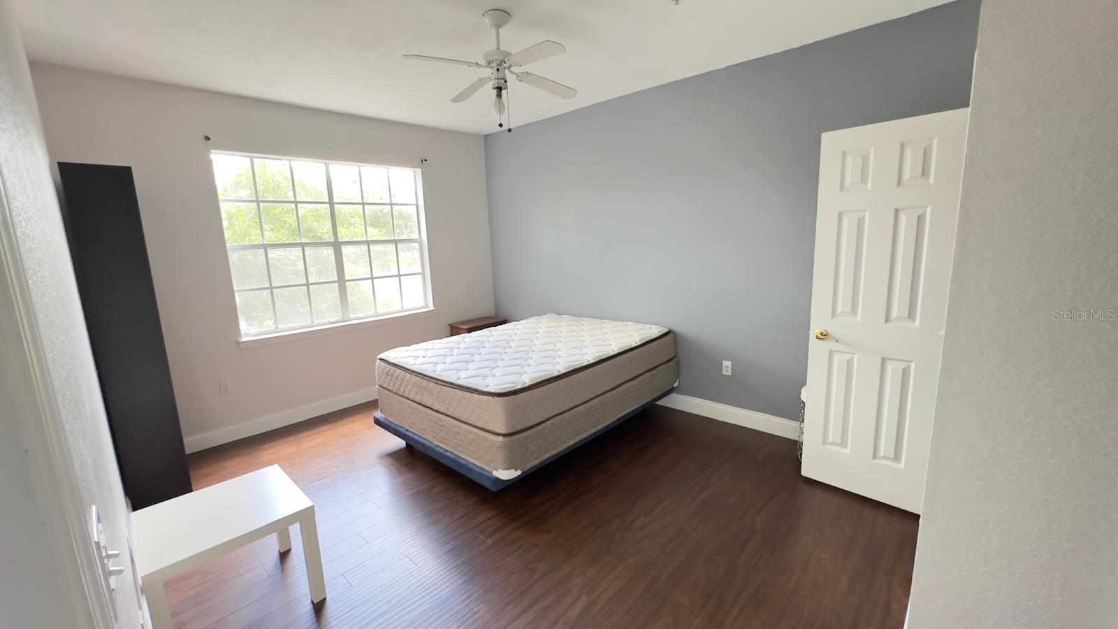 Image 17 of 25 For 2598 Robert Trent Jones Drive 1036