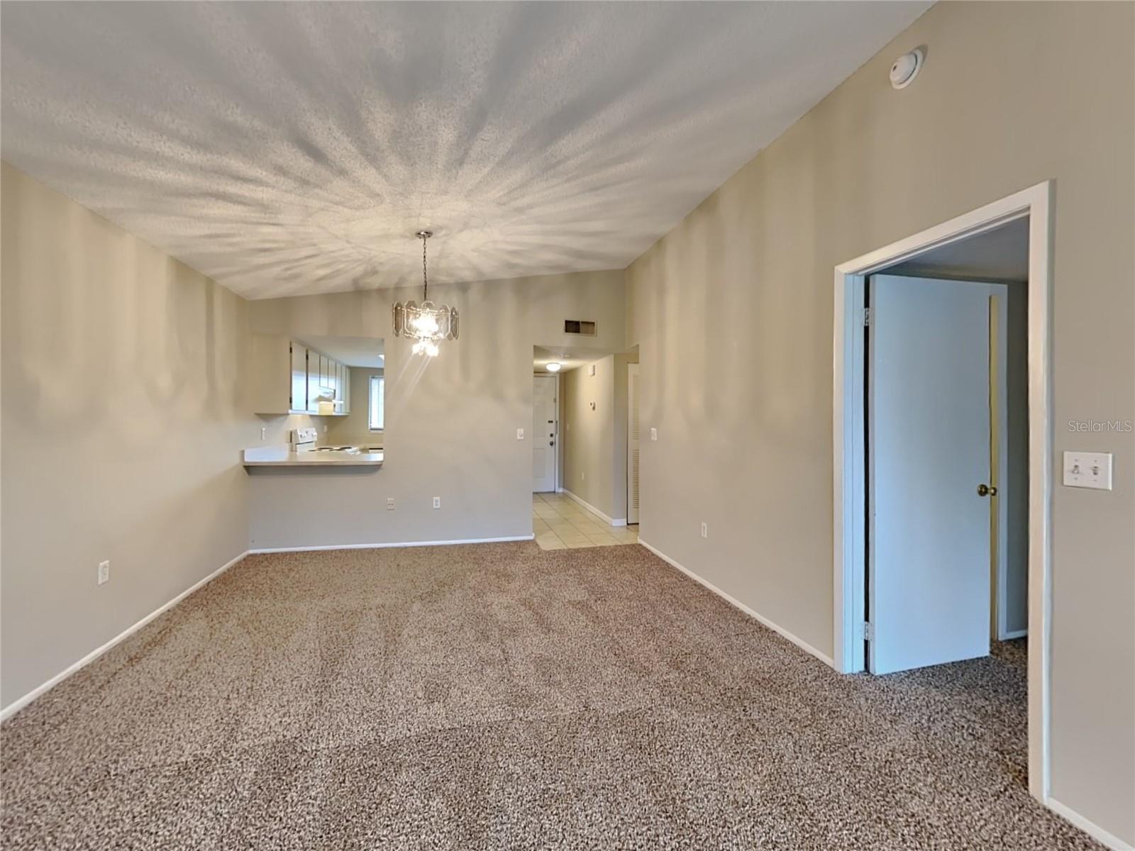 Image 3 of 12 For 1054 Lotus Cove Court 645