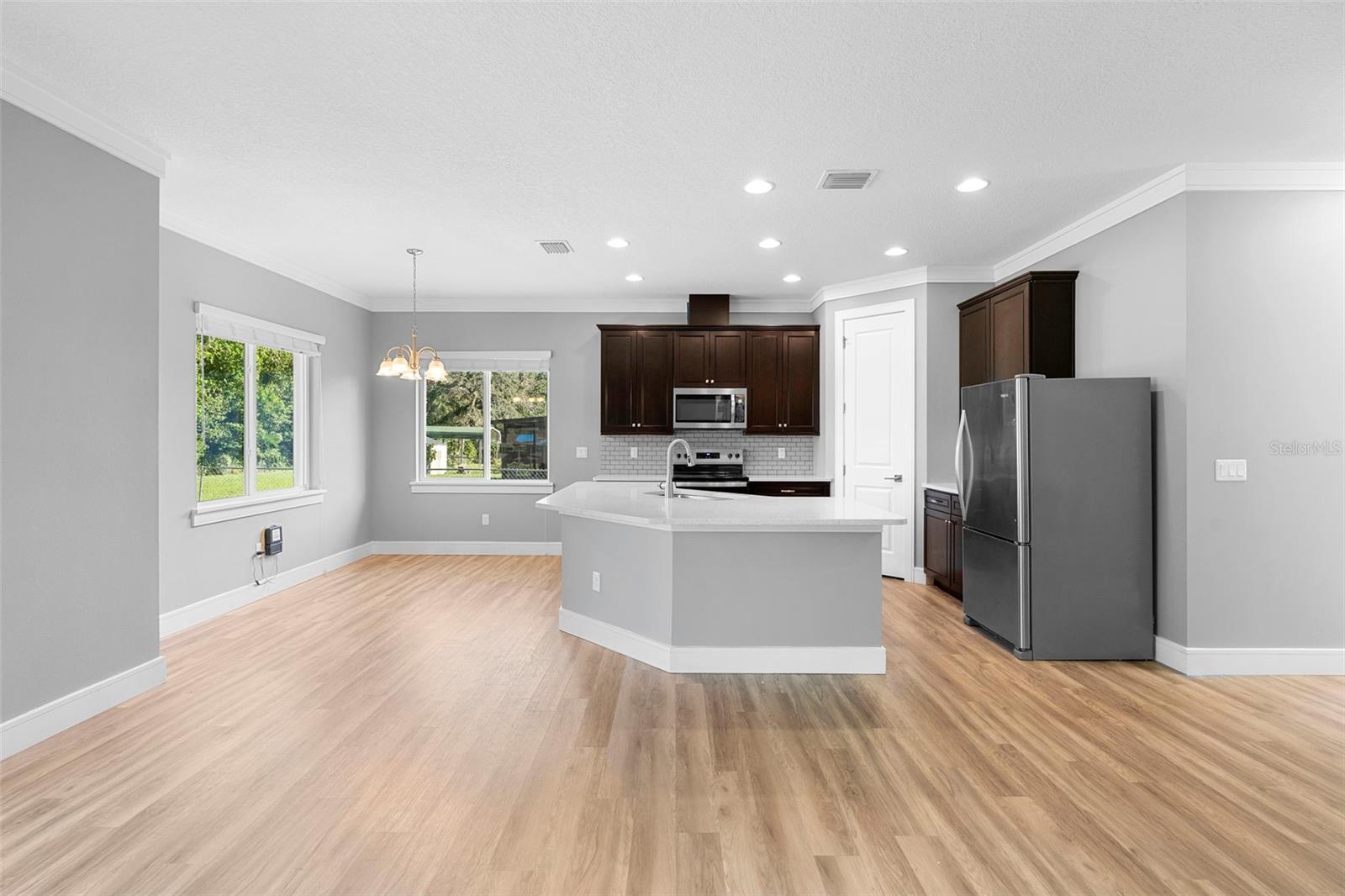 Image 10 of 42 For 2210 Westwood Drive