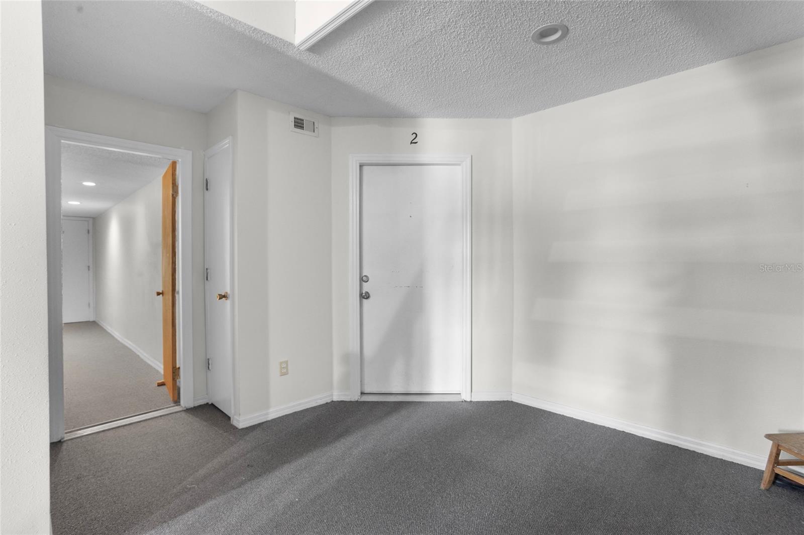Image 4 of 33 For 2412 Tack Room Lane 2
