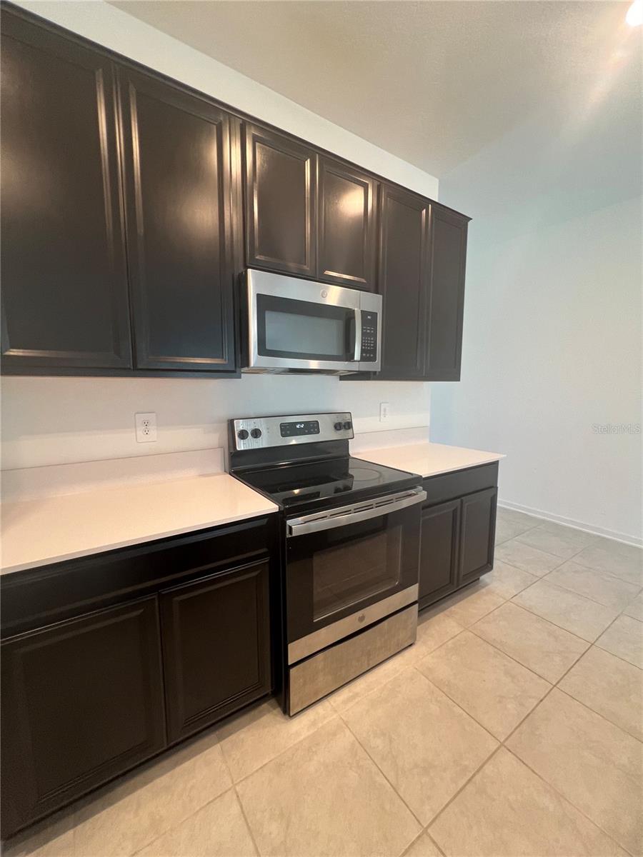 Image 7 of 16 For 1148 Pomelo Street