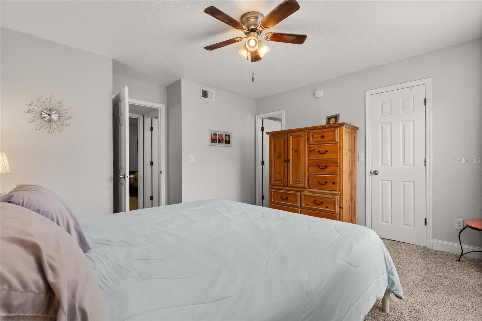 Image 11 of 26 For 150 Killarney Bay Court 5