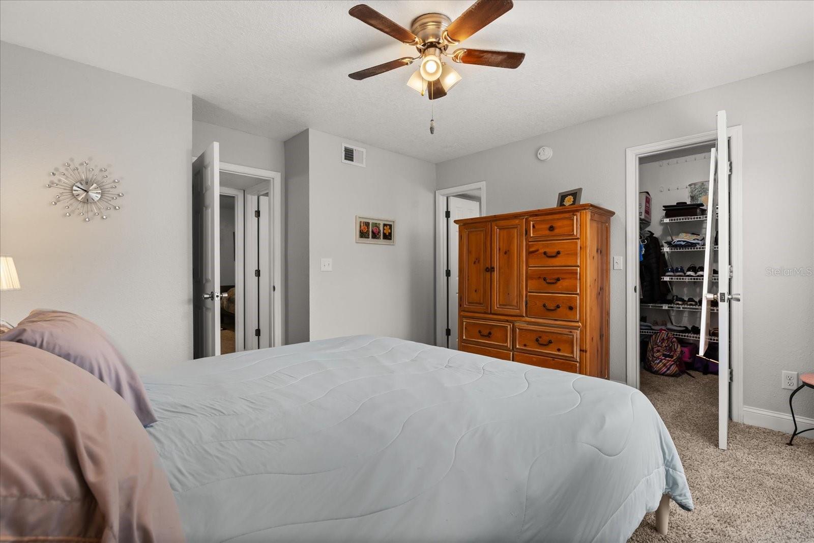 Image 12 of 26 For 150 Killarney Bay Court 5