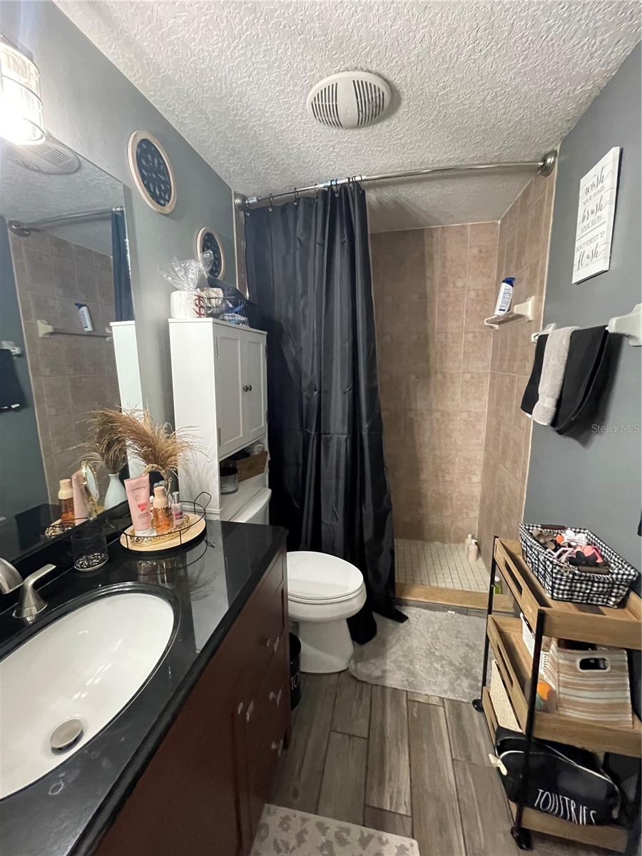 Image 2 of 15 For 11642 Lake Drive