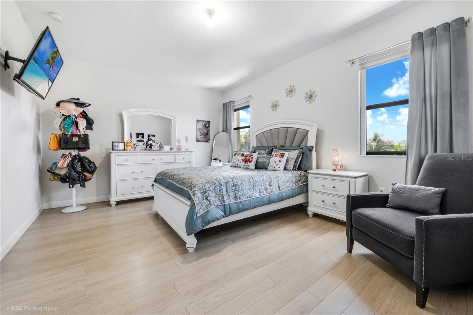 Image 11 of 23 For 16444 42nd Terrace