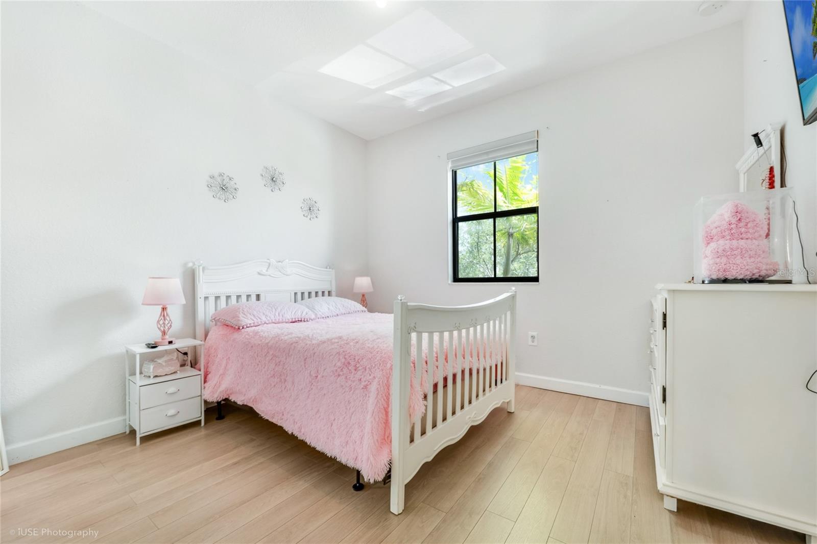 Image 15 of 23 For 16444 42nd Terrace