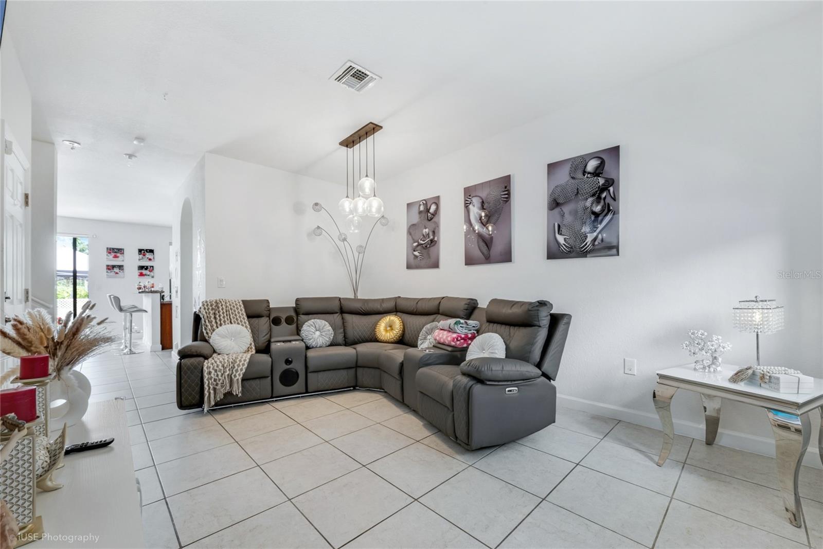 Image 6 of 23 For 16444 42nd Terrace