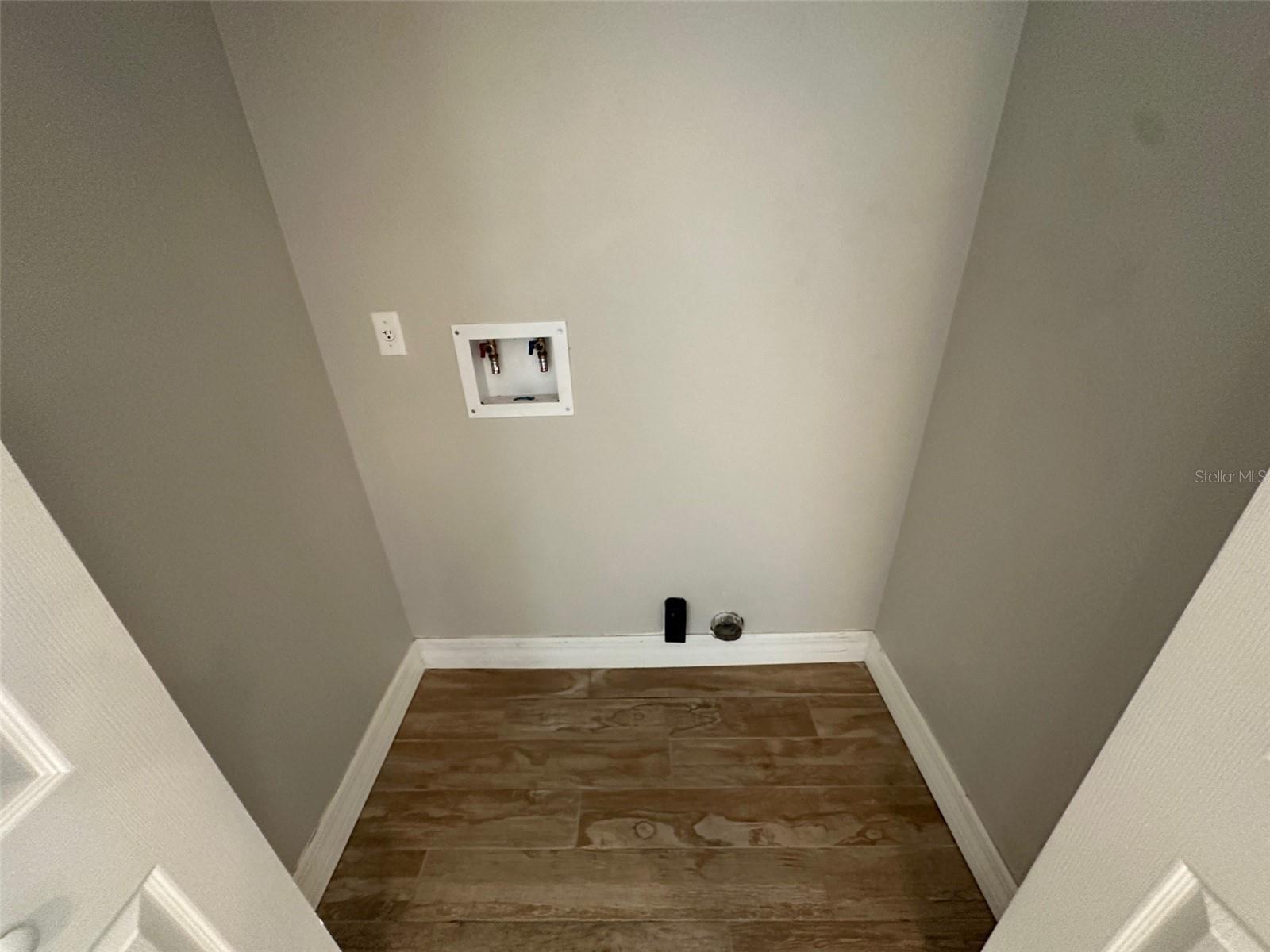 Image 13 of 15 For 7907 Birman Street